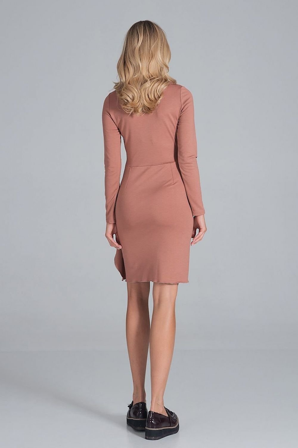 Cocktail dress with long sleeves and a half round neckline Figl