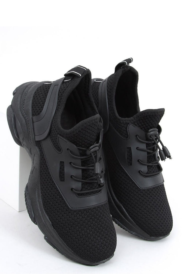 Sport Shoes  Inello
